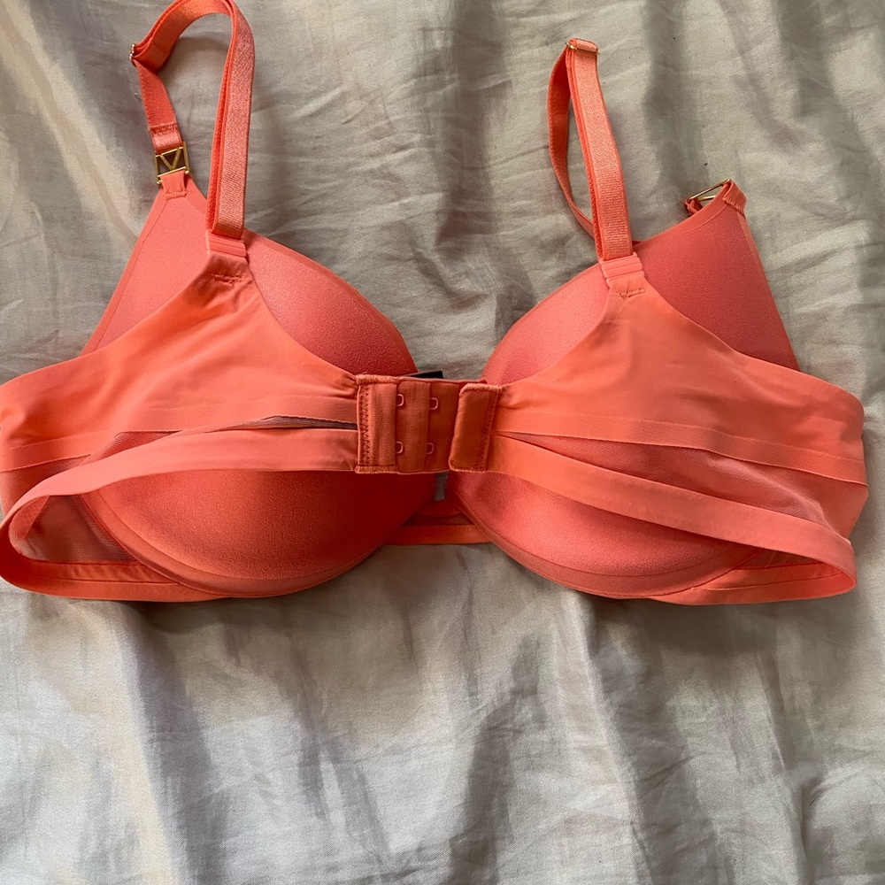 Bra - Picture 2 of 2